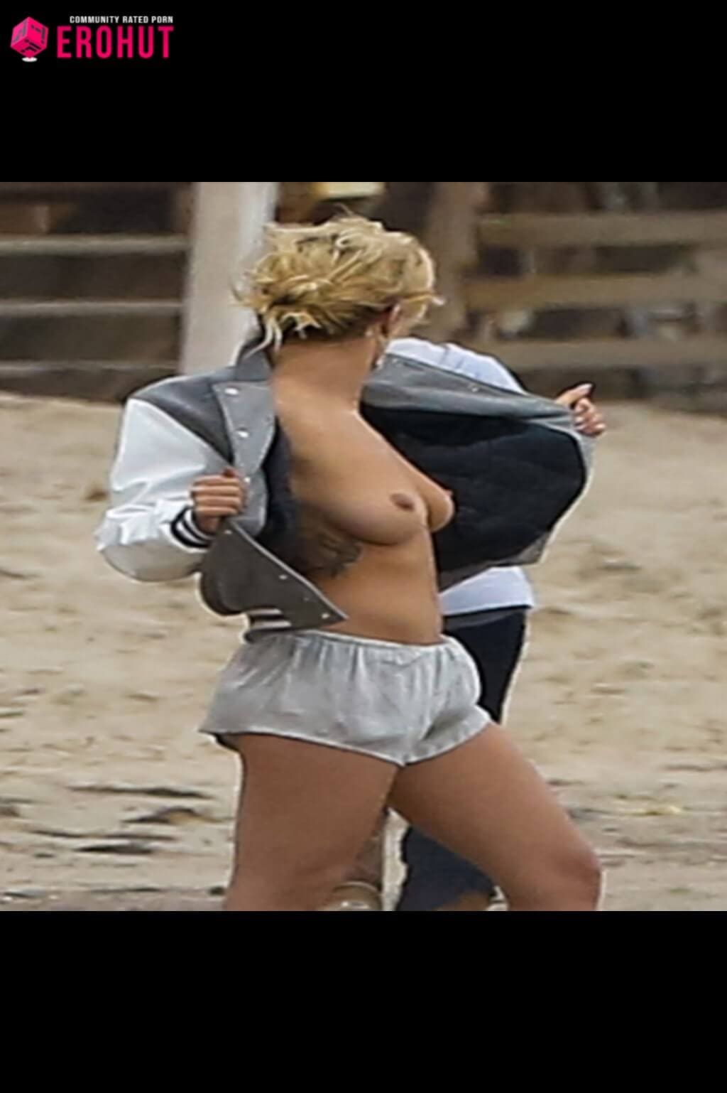 Rita Ora No Bra, Nipples